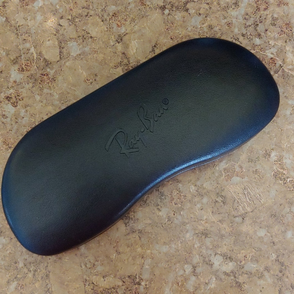 🌸Ray-Ban glasses/sunglasses case🌸